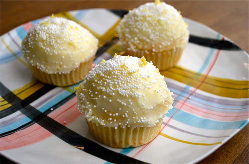 This is a Lemon Poppy covered Cupccake.